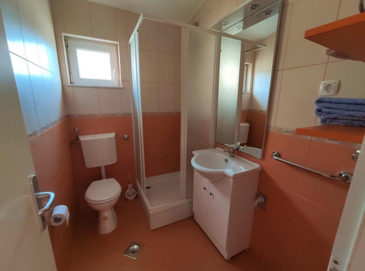 Apartments Karla روغوزنيكا المظهر الخارجي الصورة